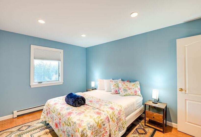 Mount Desert Escape: 4 Mi To Acadia National Park