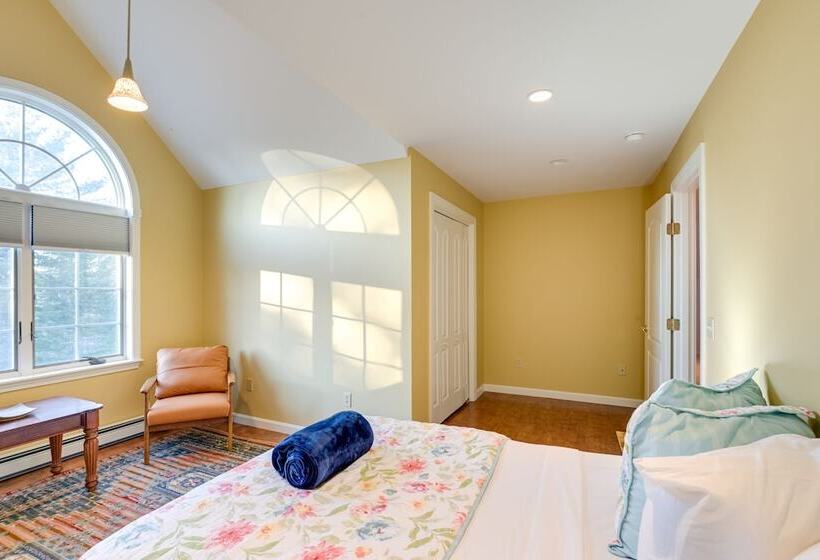 Mount Desert Escape: 4 Mi To Acadia National Park