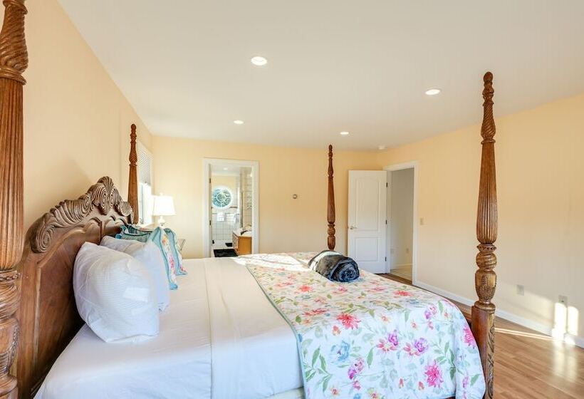 Mount Desert Escape: 4 Mi To Acadia National Park