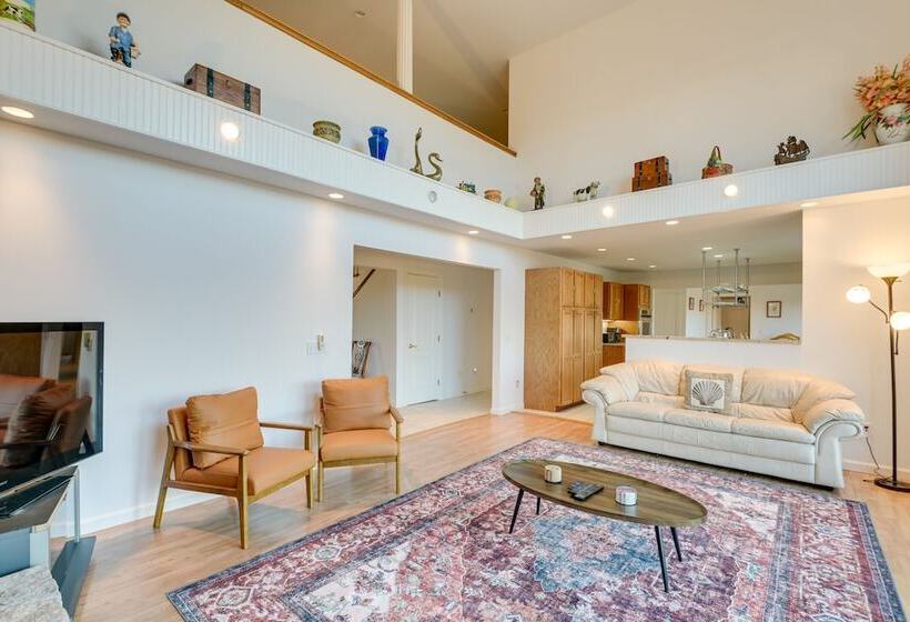 Mount Desert Escape: 4 Mi To Acadia National Park