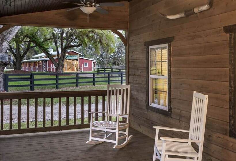 Tranquil Suite W/ Porch < 2 Mi To Cedar Lakes!