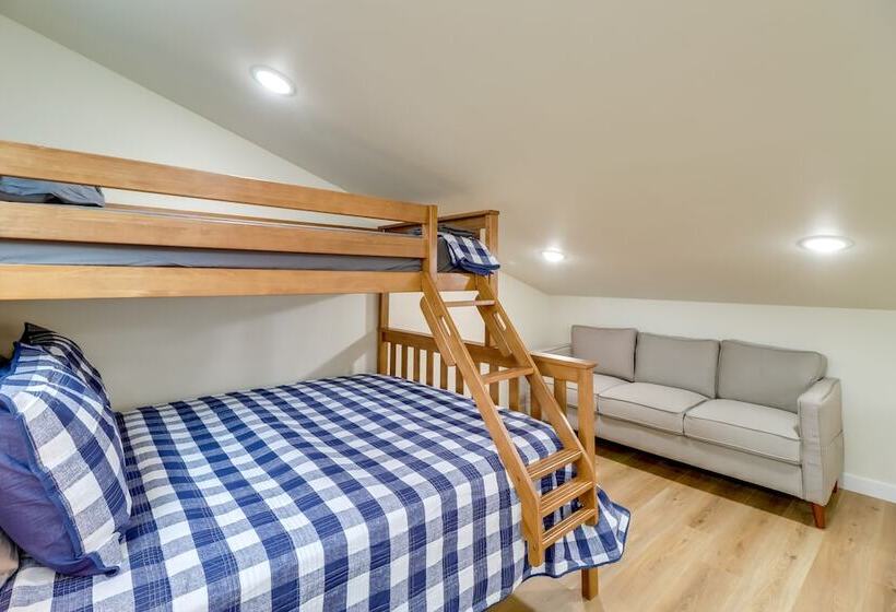 Waterfront Retreat On Greers Ferry Lake W/ Hot Tub