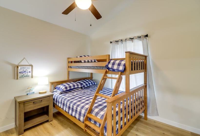 Waterfront Retreat On Greers Ferry Lake W/ Hot Tub