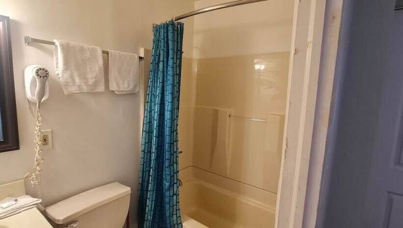 Werry S Cottages Motel & Pub By Oyo East Stroudsburg Poconos