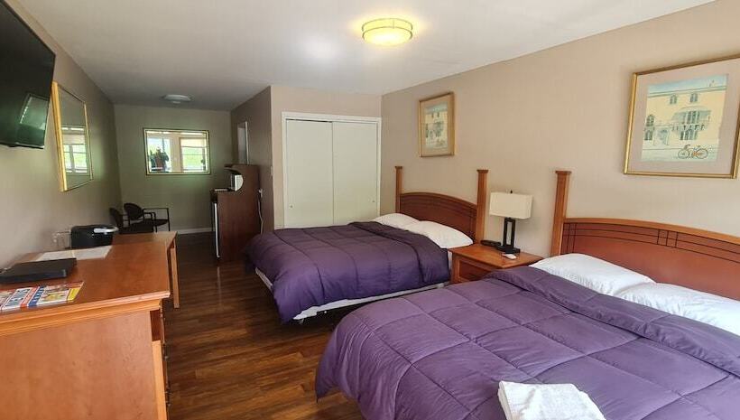 Werry S Cottages Motel & Pub By Oyo East Stroudsburg Poconos