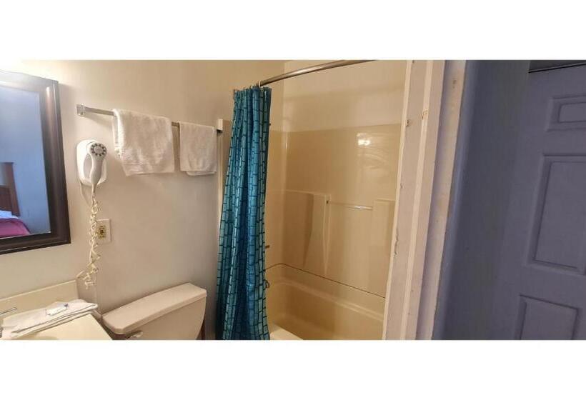 Werry S Cottages Motel & Pub By Oyo East Stroudsburg Poconos