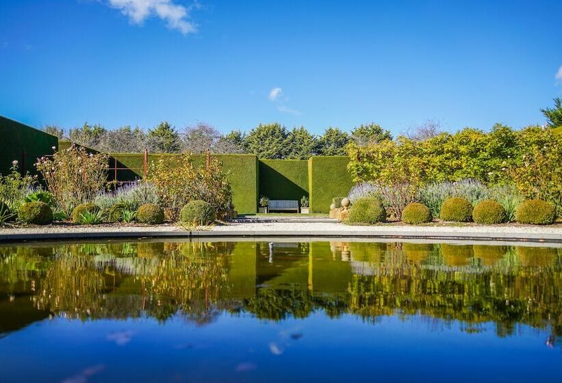 민박 Honeysuckle Barn & Garden