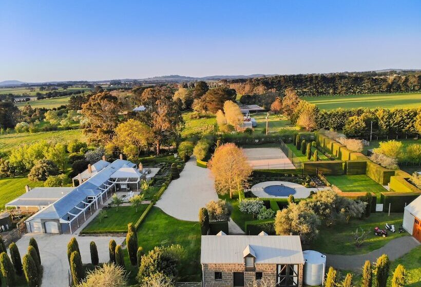 민박 Honeysuckle Barn & Garden