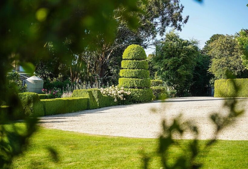 민박 Honeysuckle Barn & Garden