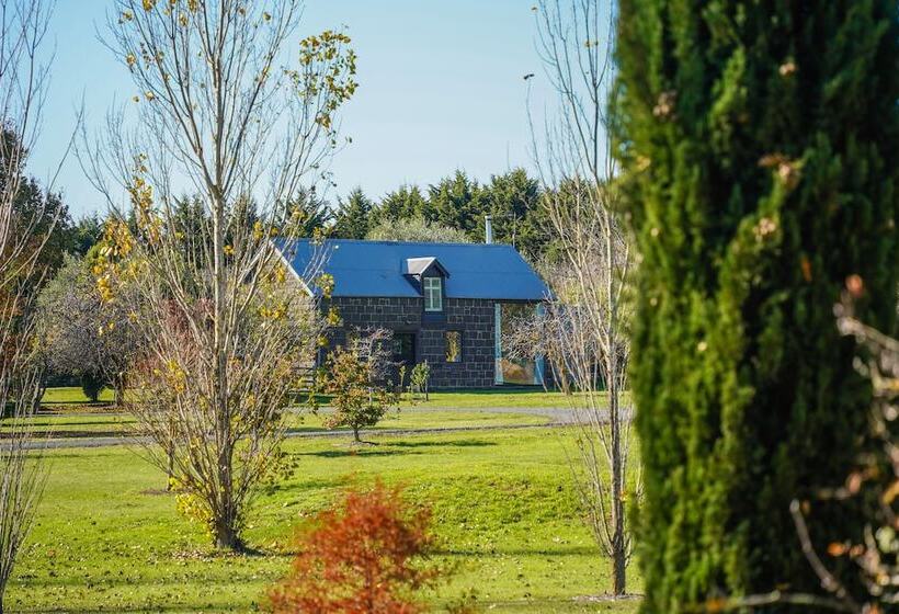 민박 Honeysuckle Barn & Garden