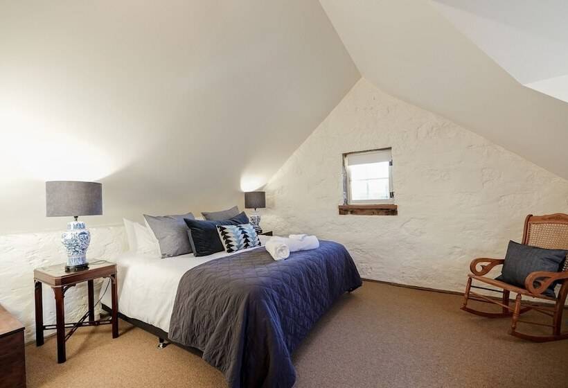 민박 Honeysuckle Barn & Garden