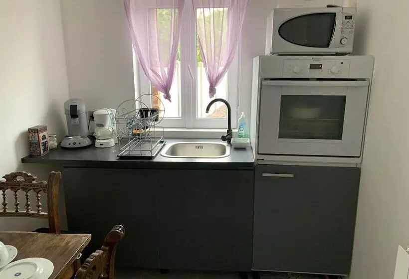 Aamiaismajoitus (B&B) Le Rouet