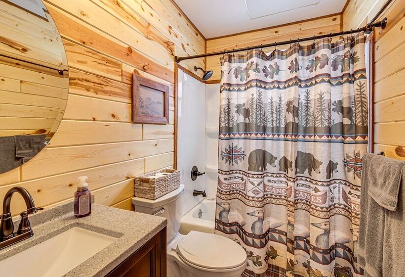 Bigfork Cabin On Long Lake Near Snowmobile Access