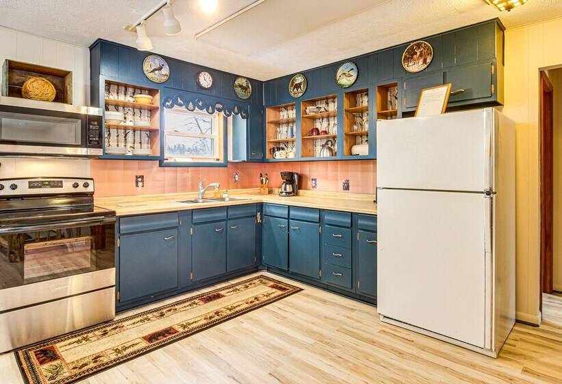 Bigfork Cabin On Long Lake Near Snowmobile Access