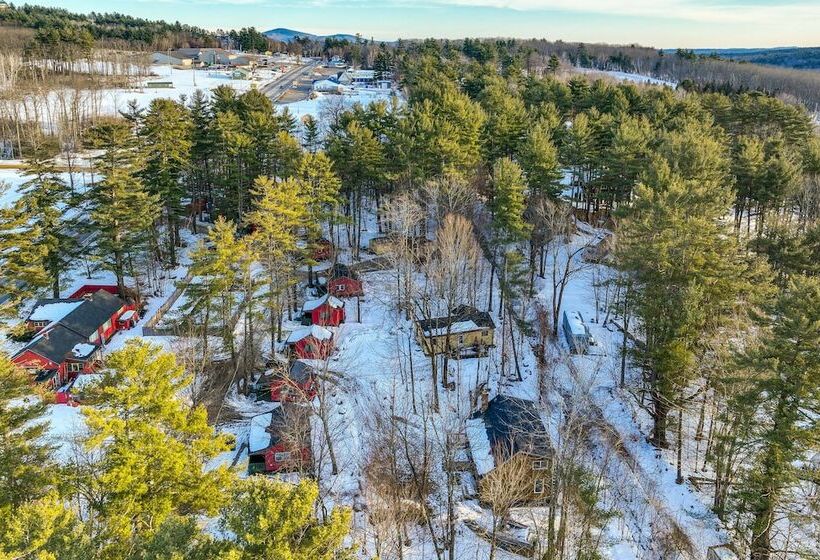 Cozy Laconia Cabin, Close To Winnipesaukee Pier!