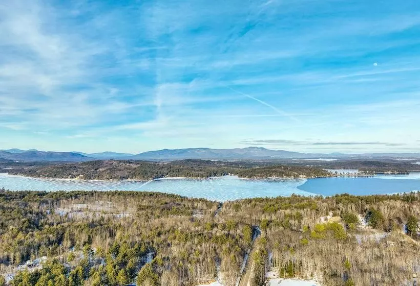 Cozy Laconia Cabin, Close To Winnipesaukee Pier!