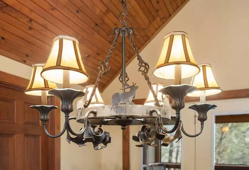 Creekside   2 Bdr Resort Cabin In Epic Location!