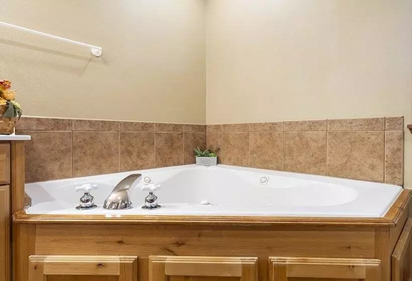 Creekside   2 Bdr Resort Cabin In Epic Location!