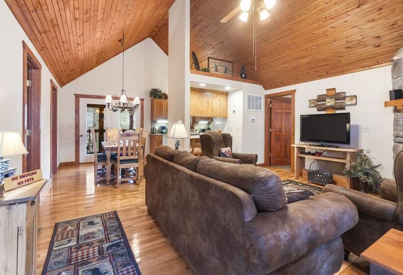 Creekside   2 Bdr Resort Cabin In Epic Location!