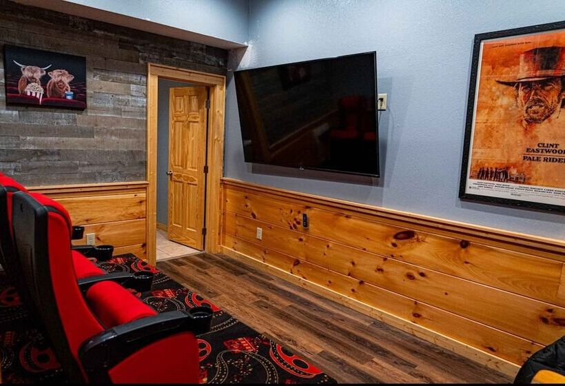 Enchanted Forest Hideaway By Ghosal Luxury Lodging