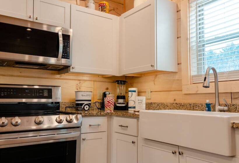 Enchanted Forest Hideaway By Ghosal Luxury Lodging