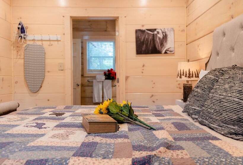 Enchanted Forest Hideaway By Ghosal Luxury Lodging