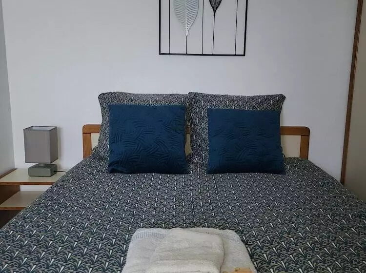 Hotelli Auberge De La Vallée De La Douve