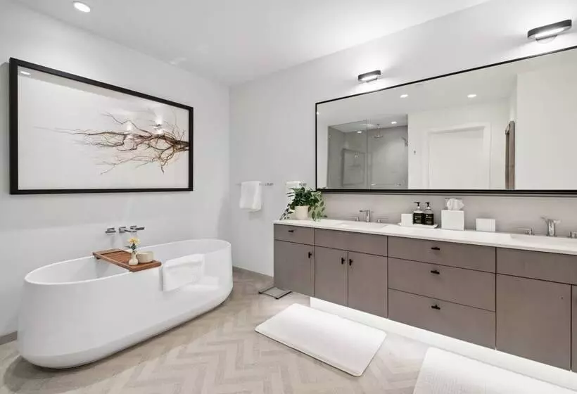 Hotelli Frontgate By Ewh