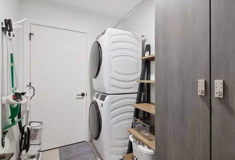 Hotelli Frontgate By Ewh