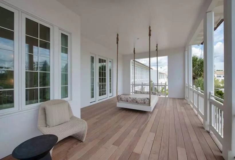 Hotelli Kaiya Beach Resort