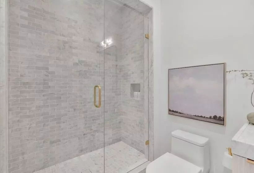 Hotelli Kaiya Beach Resort