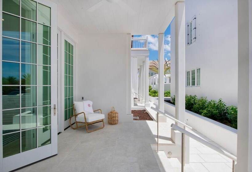 فندق Kaiya Beach Resort