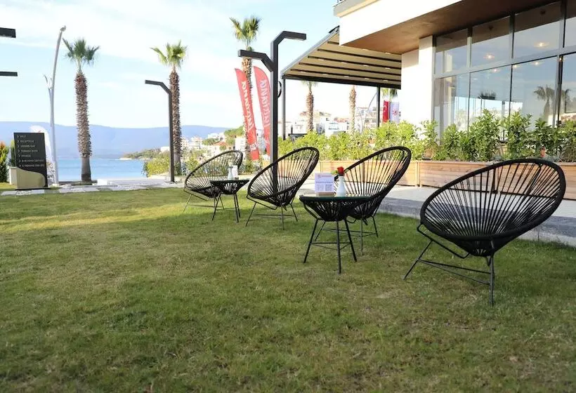 Hotelli Roseira Mar-inn Luxury
