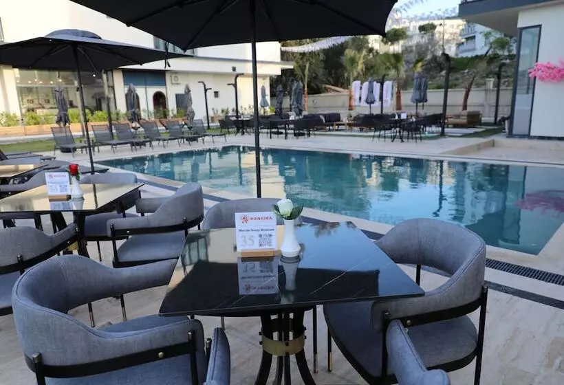 Hotelli Roseira Mar-inn Luxury