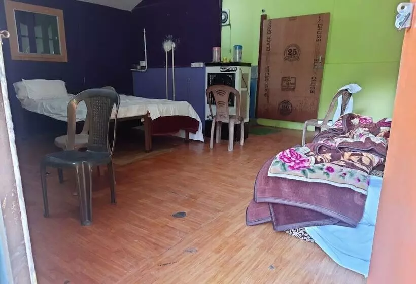 Hotelli Tiger Resort