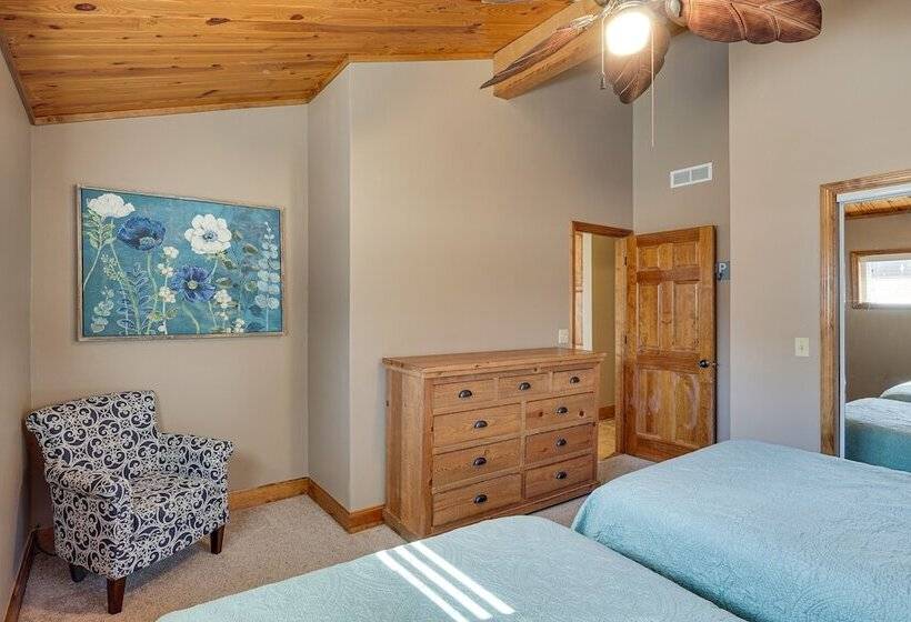 Private Dock: Lakefront Sunrise Beach Home