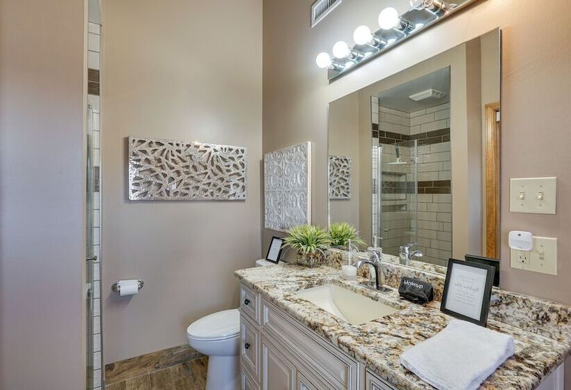 Private Dock: Lakefront Sunrise Beach Home