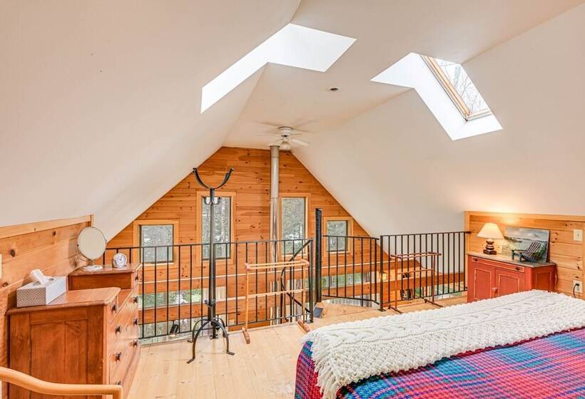 Lamoine Cabin W/ Deck ~ 16 Mi To Acadia Natl Park