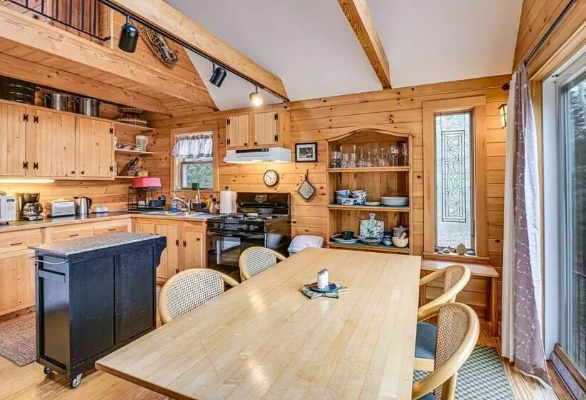 Lamoine Cabin W/ Deck ~ 16 Mi To Acadia Natl Park