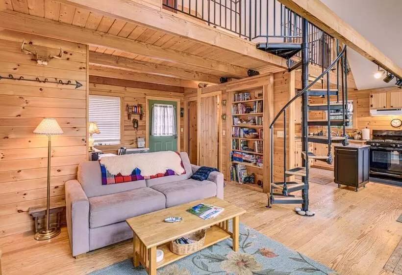 Lamoine Cabin W/ Deck ~ 16 Mi To Acadia Natl Park