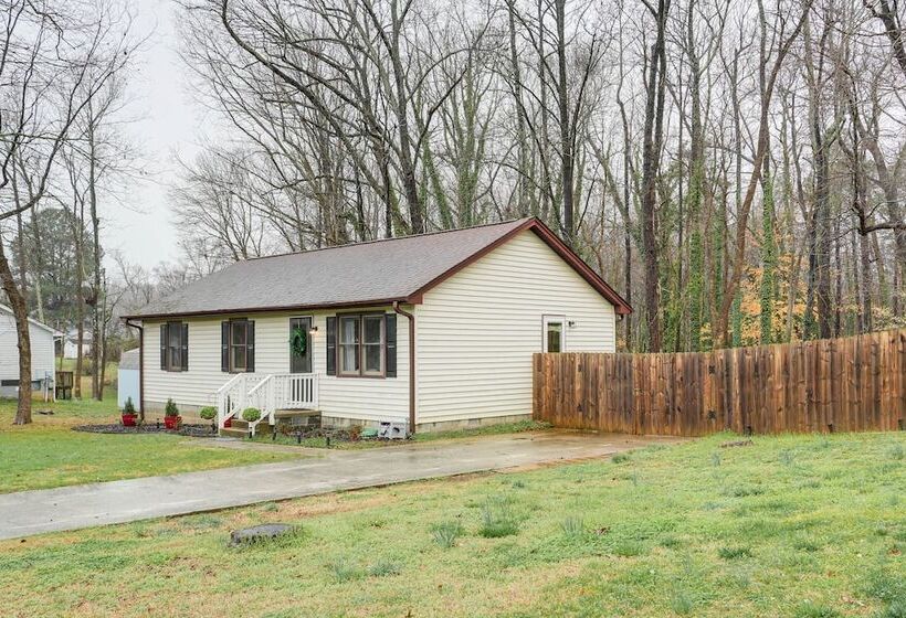 Mebane Home W/ Private Yard: Steps To Downtown!