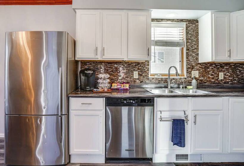 Minneapolis Family Home < 6 Mi To Boom Island Park