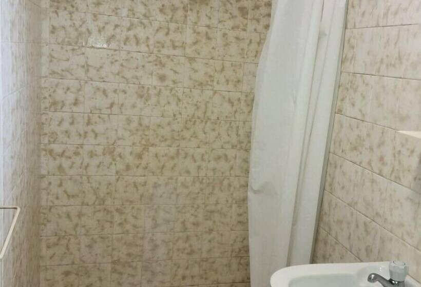 モーテル Mineral Lodge