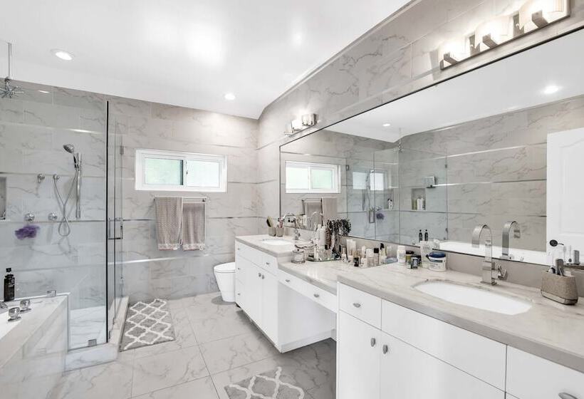 Pacific View By Avantstay Original Artist S Home