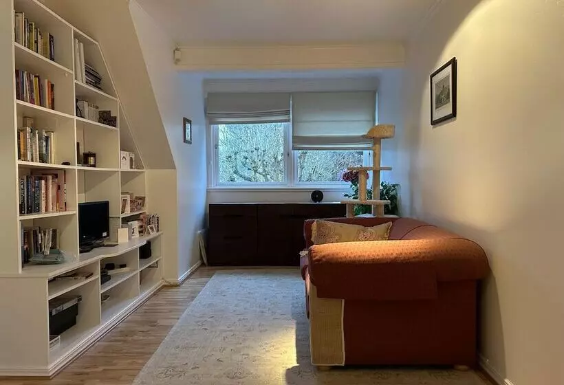 Residenssi Large 3 Bed House With Separately Bookable Studio