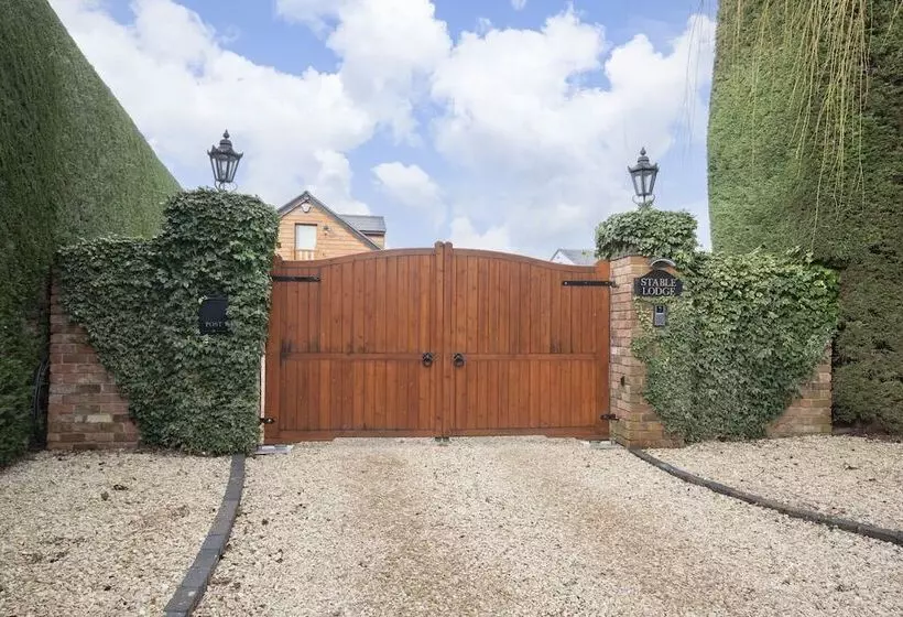 Stable Lodge | Boutique B&b