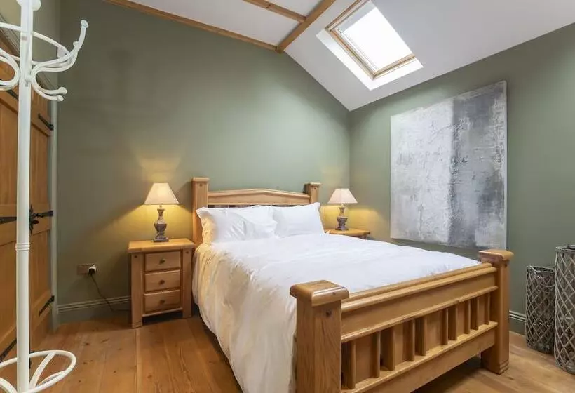 Stable Lodge | Boutique B&b