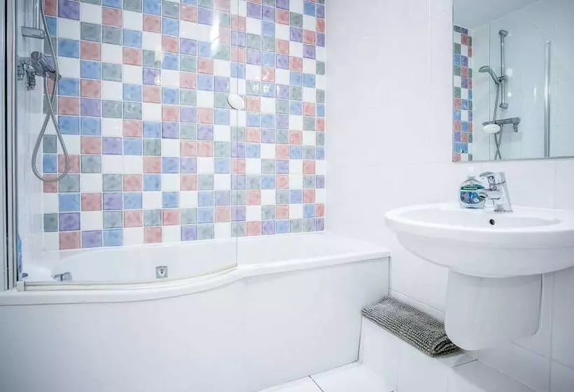 The Beachhouse   2 Bed Townhouse   Saundersfoot