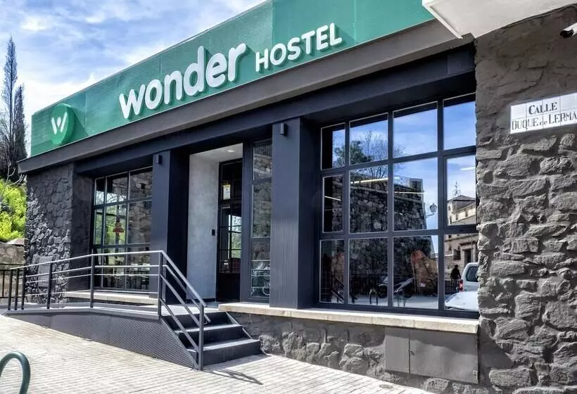 Wonder Hostel