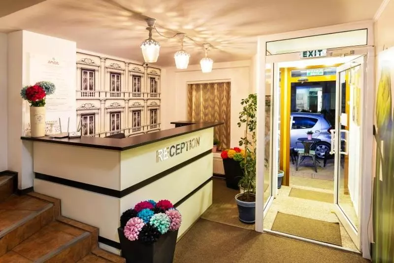 هاستل Family Hotel Amor